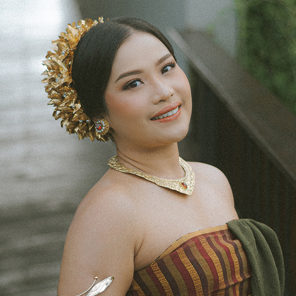 Foto mempelai wanita